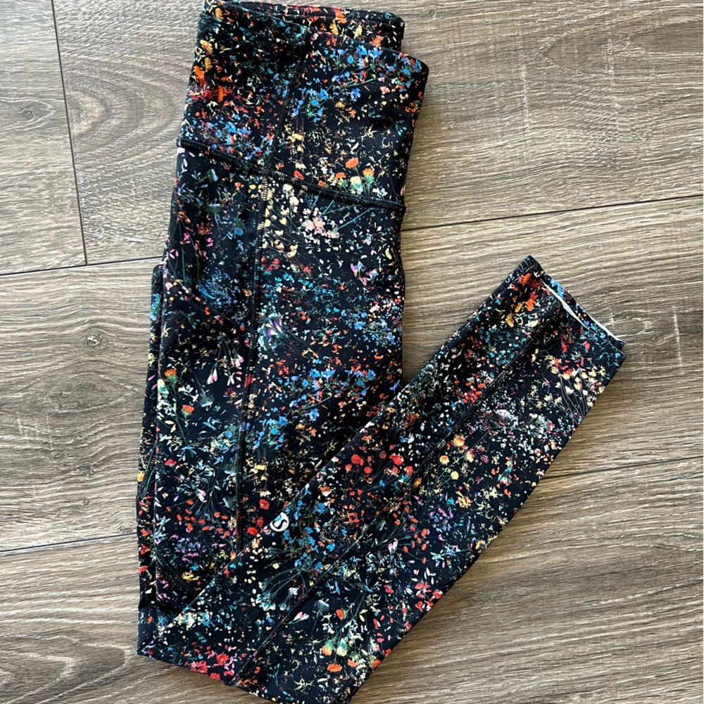 Lululemon Limited Edition Floral Print Wunder Train Leggings